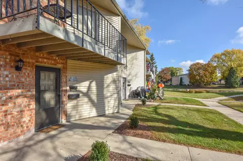 w169n11540 Biscayne 3 #BLDG 9, Germantown, WI 53022