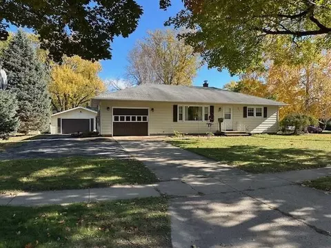 347 Zida, Fort Atkinson, WI 53538