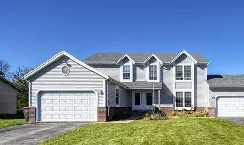 418 N 6th, Waterford, WI 53185
