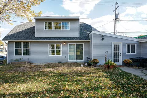 3906 S 1st, Milwaukee, WI 53207