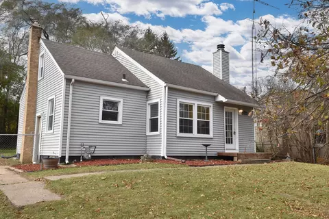 11116 11th, Pleasant Prairie, WI 53158