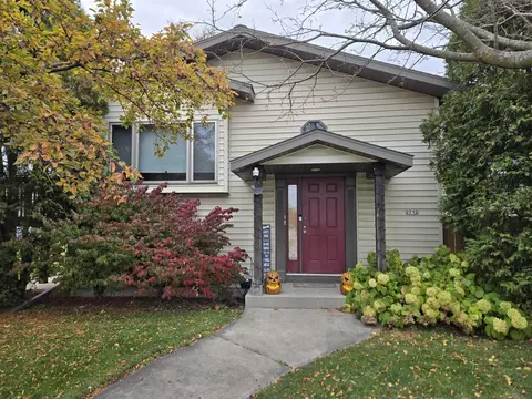 2712 Superior, Sheboygan, WI 53081