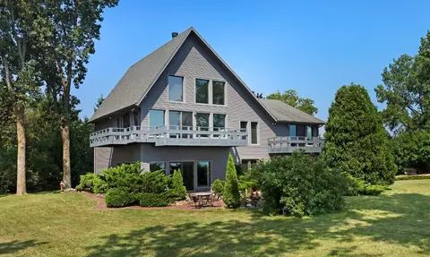 11505 Lakeshore, Pleasant Prairie, WI 53158