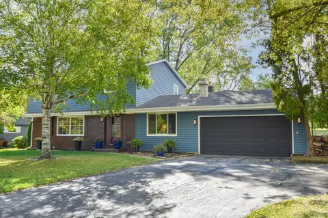 641 W Fairy Chasm, Bayside, WI 53217