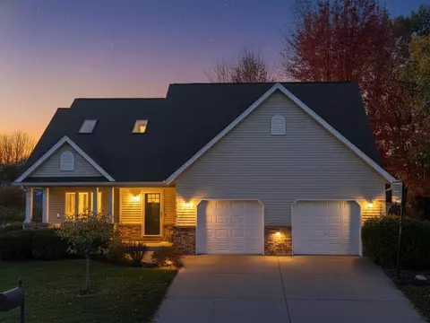 1113 Pine, Onalaska, WI 54650