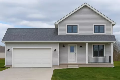 1453 Center, Hartford, WI 53027