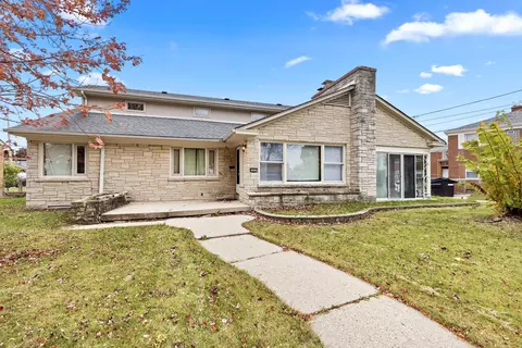 3405 W Lakefield, Milwaukee, WI 53215