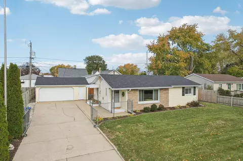 1528 Enos, Mount Pleasant, WI 53403
