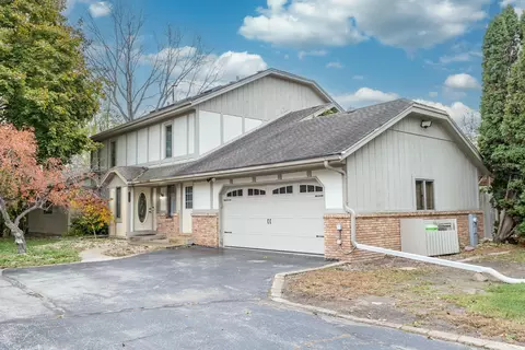 4440 Lilly, Brookfield, WI 53005