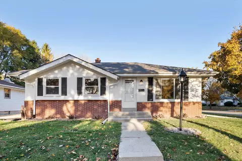 7295 W Cody, Milwaukee, WI 53223