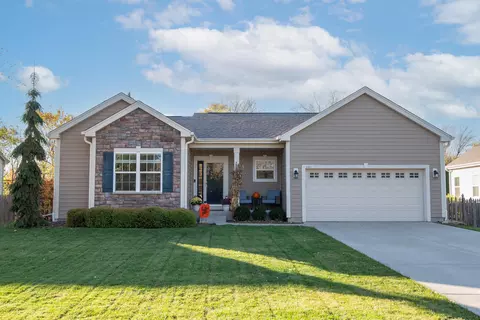 1305 S Elm Grv, Brookfield, WI 53005