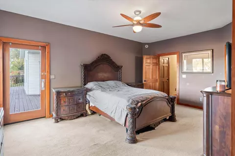 Bedroom - 726 4th, La Crescent, MN 55947 photo 2 of 9