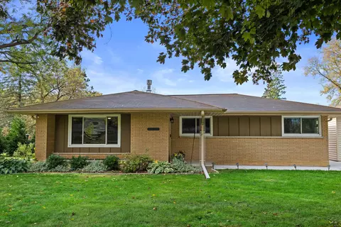 n58w18335 Juniper, Menomonee Falls, WI 53051