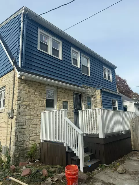 4902 N 53rd, Milwaukee, WI 53218