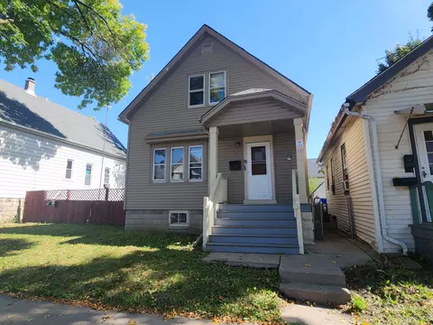 2174 S 14th, Milwaukee, WI 53215