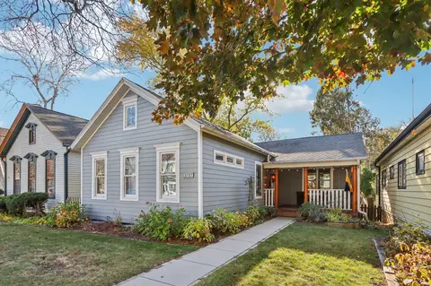 2727 S Superior, Milwaukee, WI 53207