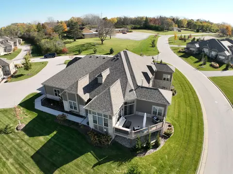 4335 Nighthawk, Brookfield, WI 53005