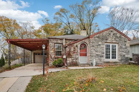 227 N Crocker, Port Washington, WI 53074