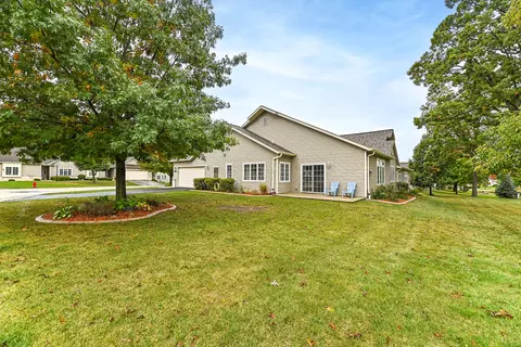 5332 S Butterfield, Greenfield, WI 53221