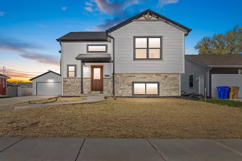 4920 37th, Kenosha, WI 53144
