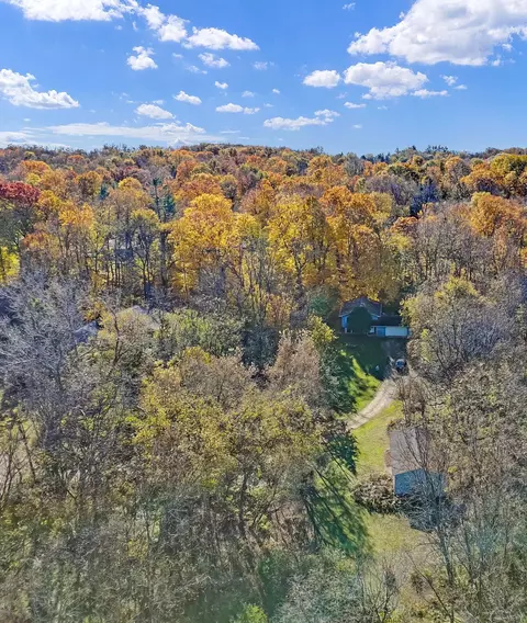 w3523 Oakwood Drive, Geneva, WI 53147