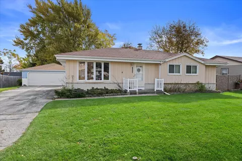 7329 Cliffside, Racine, WI 53402