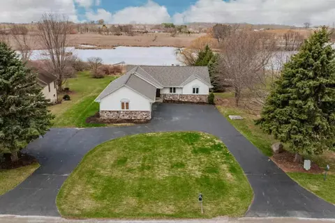 n4819 Sinissippi Point Road, Hustisford, WI 53039