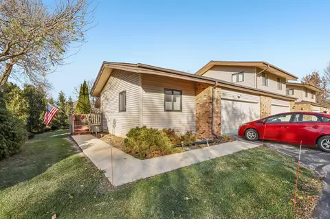 950 Pilgrim, Elm Grove, WI 53122