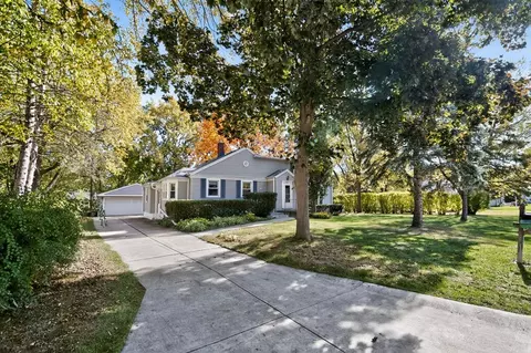 4520 N 106th, Wauwatosa, WI 53225