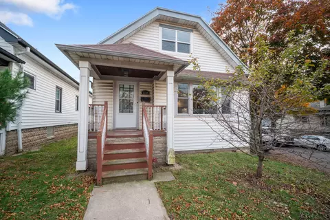 3335 W Lapham, Milwaukee, WI 53215