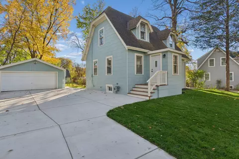 10121 W Bungalow, West Allis, WI 53214