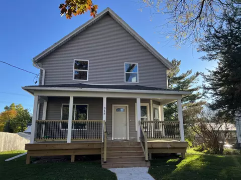 318 Monroe, Fort Atkinson, WI 53538