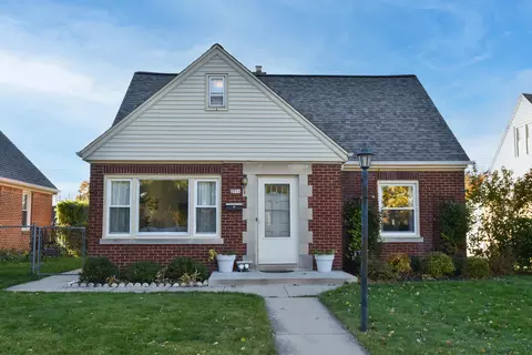 2751 N 83rd, Milwaukee, WI 53222