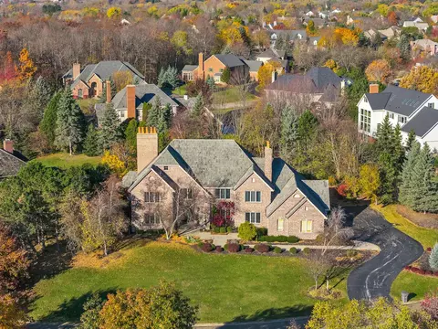 10623 Turnberry, Mequon, WI 53092