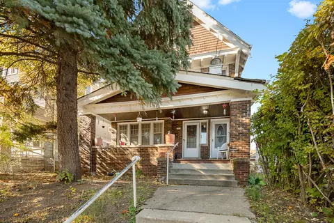 2607 N 40th #2609, Milwaukee, WI 53210