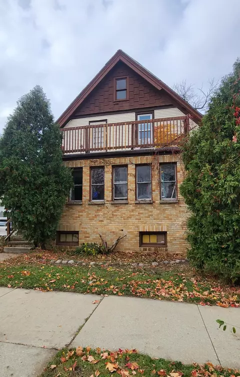 305 N 60th, Milwaukee, WI 53213