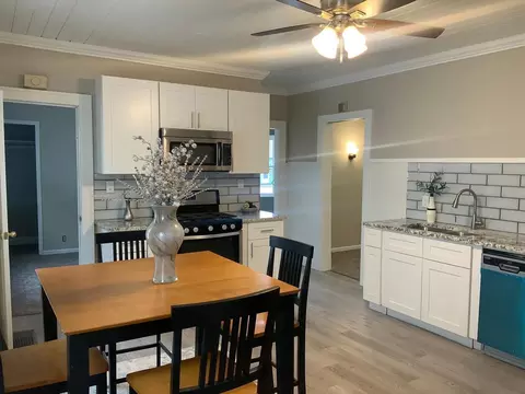 3766 Edgerton, Cudahy, WI 53110