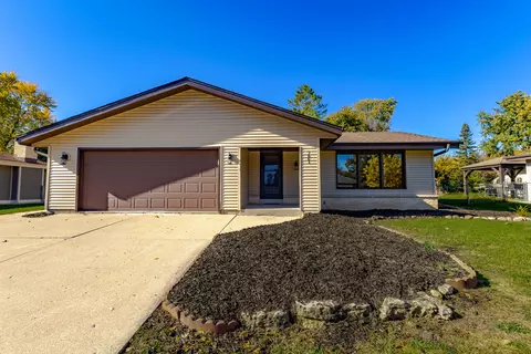 7661 S Lenox, Oak Creek, WI 53154