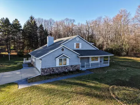 4434 Foxboro, Polk, WI 53086