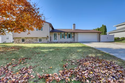 367 Prairie, Grafton, WI 53024