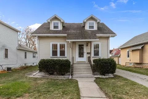 919 W 5th, Oshkosh, WI 54902