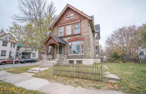 2378 N 1st, Milwaukee, WI 53212