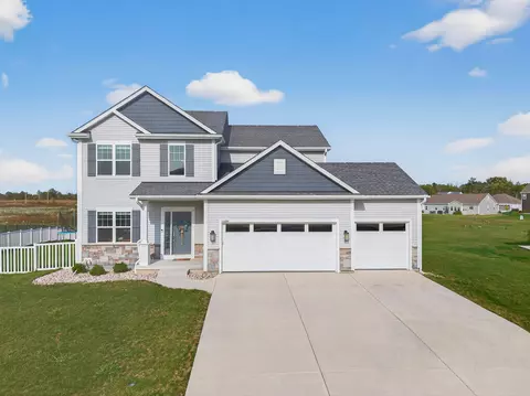 11520 W Meadowview, Franklin, WI 53132