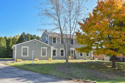 9820 N Shannon, Mequon, WI 53097