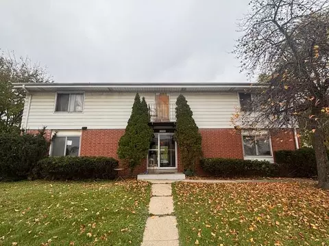 720 E St Paul #1-8, Waukesha, WI 53188