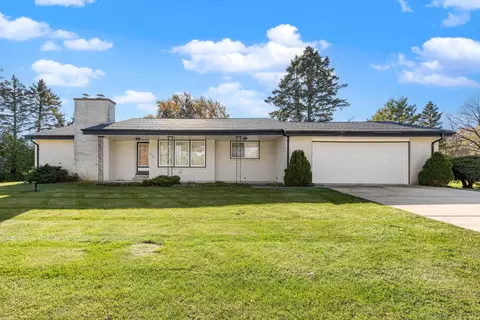 2205 W Southland, Oak Creek, WI 53154