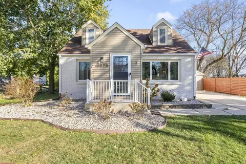 1270 Alfred, Brookfield, WI 53005