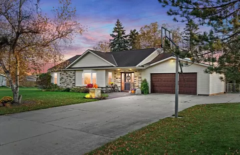 16801 W Roosevelt, New Berlin, WI 53151