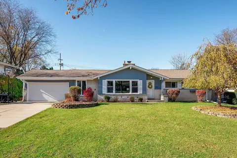 4655 N 108th, Wauwatosa, WI 53225