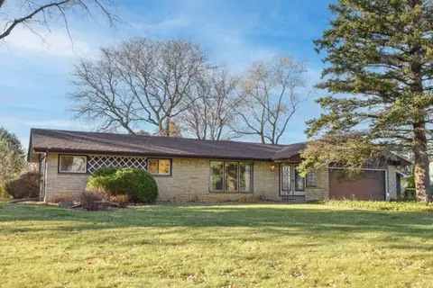 5315 S Maryknoll, New Berlin, WI 53151